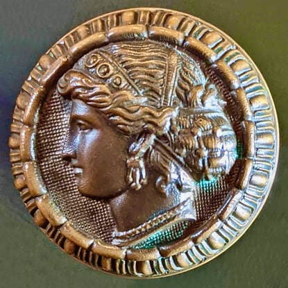 Lady Head